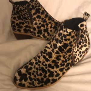 Leopard booties